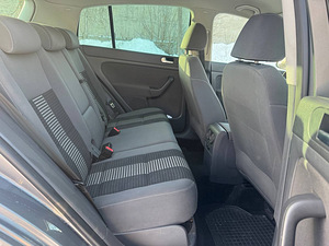 VOLKSWAGEN GOLF PLUS (8 фото из 8)