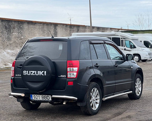 SUZUKI GRAND VITARA (5 foto / 8)