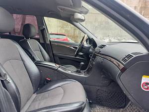 MERCEDES-BENZ E 220 CDI T (6 foto / 8)