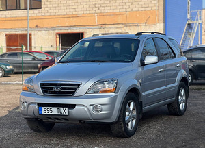 KIA SORENTO (1 фото из 8)