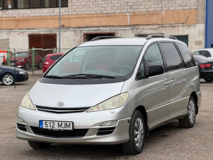 TOYOTA PREVIA (2 фото из 9)