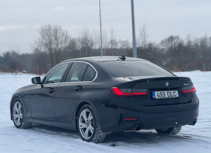 BMW 330I (5 foto / 14)