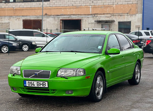 VOLVO S80 (1 фото из 8)
