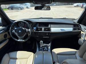 BMW X5 (6 фото из 8)