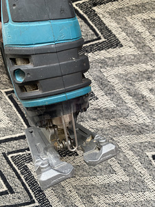 Makita BJV180 Tikksaag. Korralik (4 foto / 9)
