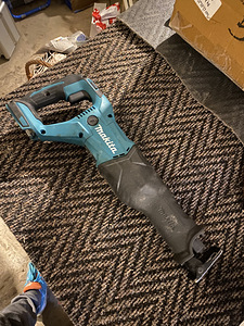 Makita DJR186 akutiigersaag. Vähe kasutatud. (1 foto / 3)