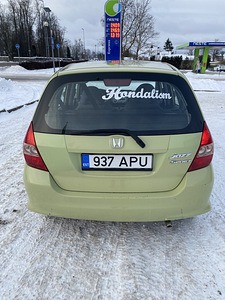 Honda Jazz 2005a. Automaat CVT. Korralik (8 foto / 15)