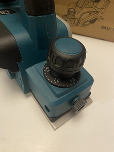 Akuhöövel KATSU18v Makita akudele.Uus.Kvaliteetne! (5 foto / 9)
