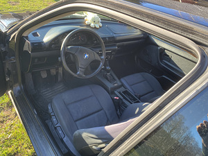 BMW e36 316 (6 фото из 10)