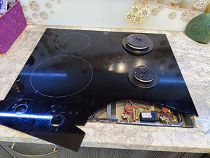Electrolux, induktsioon/gaasiga, varuosadeks. (2 foto / 3)