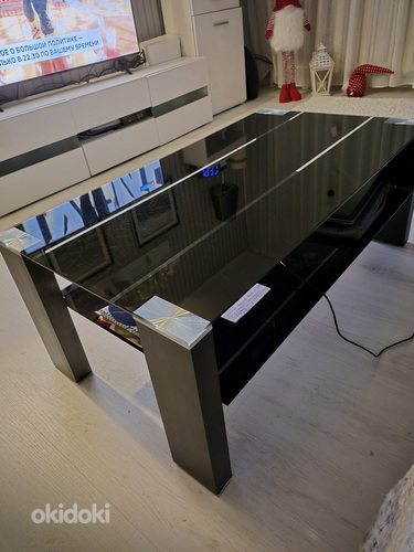 Müüa klaasist laud 108×60