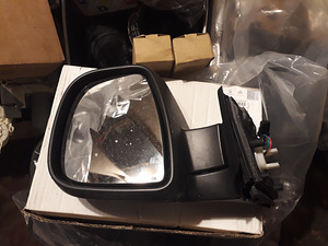 Citroen peugeot,toyota peeglid (2 foto / 2)