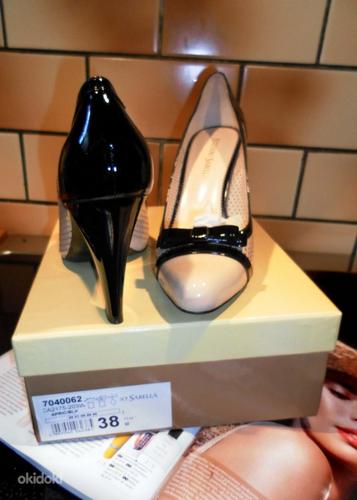 Stefano Sabella беж-черные лаковые кожаные туфли, 38, новые (фото #6)