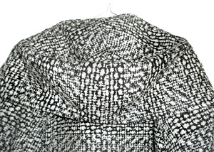 Efektne valge-hall-must mantel kapuutsiga, XL-2XL-Ru54 (7 foto / 9)
