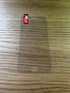 iPhone SE 2020 / 128GB (5 foto / 7)