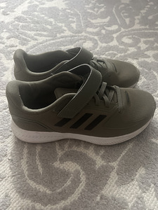 Adidas laste tossud s.34