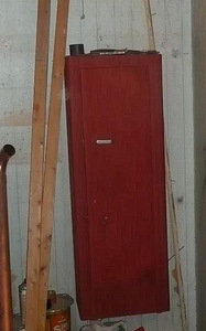 Оружейный шкаф (1 фото из 1)