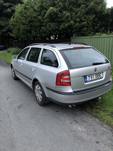 Skoda Octavia estate 77kW (6 фото из 11)