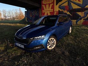 Skoda Octavia (3 foto / 8)