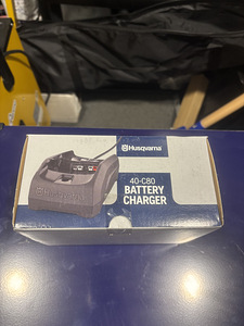 Husqvarna laadija (1 foto / 1)