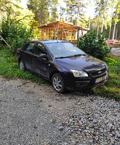 Ford focus 1.6 74kw 2007 (1 foto / 4)
