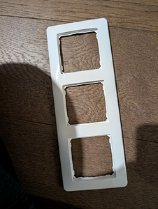 Schneider Sedna Design (VALGE), suurem hulk elektripistikuid (2 foto / 9)