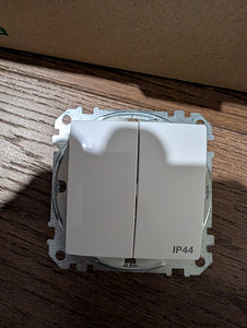 Schneider Sedna Design (VALGE), suurem hulk elektripistikuid (6 foto / 9)