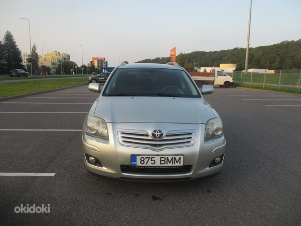 Продажа автомобиля Toyota Avensis 2,4 / 2010 года