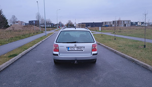 VW Passat 1.6 i 75 kw (5 foto / 9)