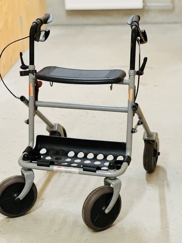 Rulaator, käimistool