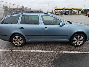 M: Škoda Octavia "Reg tasu makstud" (3 foto / 11)