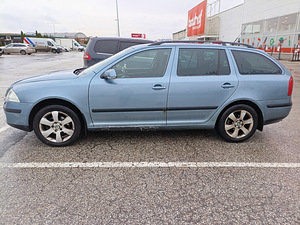 M: Škoda Octavia "Reg tasu makstud" (7 foto / 11)