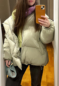 Женская куртка М (1 фото из 3)