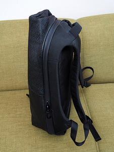 Cote&Ciel Isar Veneer Backpack Onyx Black Seljakott (5 foto / 9)