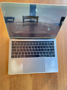 Macbook pro A1706 varuosadeks (1 foto / 4)