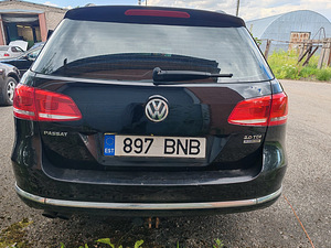 Volkswagen Passat 2011 (4 foto / 14)