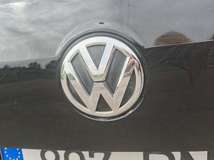 Volkswagen Passat 2011 (10 foto / 14)