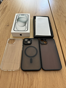 iPhone 15 256 новый (2 фото из 4)