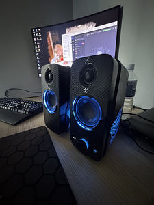 JBL QUANTUM DUO mängu- ja kaasaskantavad Bluetooth kõlarid (3 foto / 3)