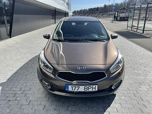 KIA CEED 2015. 1,6L. 99kw (2 foto / 12)