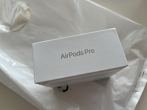 Apple AirPods Pro 3 - Новые (2 фото из 5)