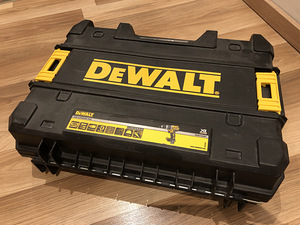 DeWalt TSTAK kohver (2 foto / 3)