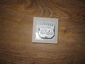 Põrandaanduriga termostaat Devireg™ 530 (3 foto / 3)