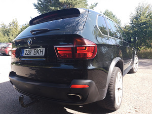 BMW X5 3.0 173kW Sportpaket + Panorama (5 foto / 13)
