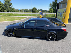 BMW e60 на продажу (4 фото из 11)
