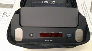 LOT! OMRON Complete vererõhu- ja EKG-monitor AFib (2 foto / 2)