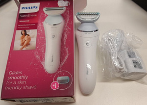 Бритвенный триммер Philips SatinShave Advanced BRL130/00 (2 фото из 2)