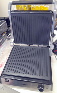 LOT! Delimano Kontaktgrill Deluxe Noir (2 foto / 2)