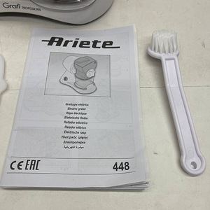 Электрическая терка Ariete 448 Gratì для сыра (2 фото из 10)