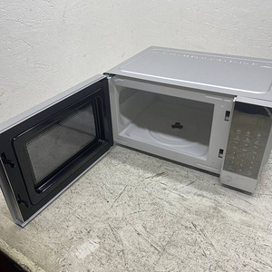 LOT! Beko Moc201103S Mikrolaineahi 20 L Digital 700W Silver (8 foto / 10)